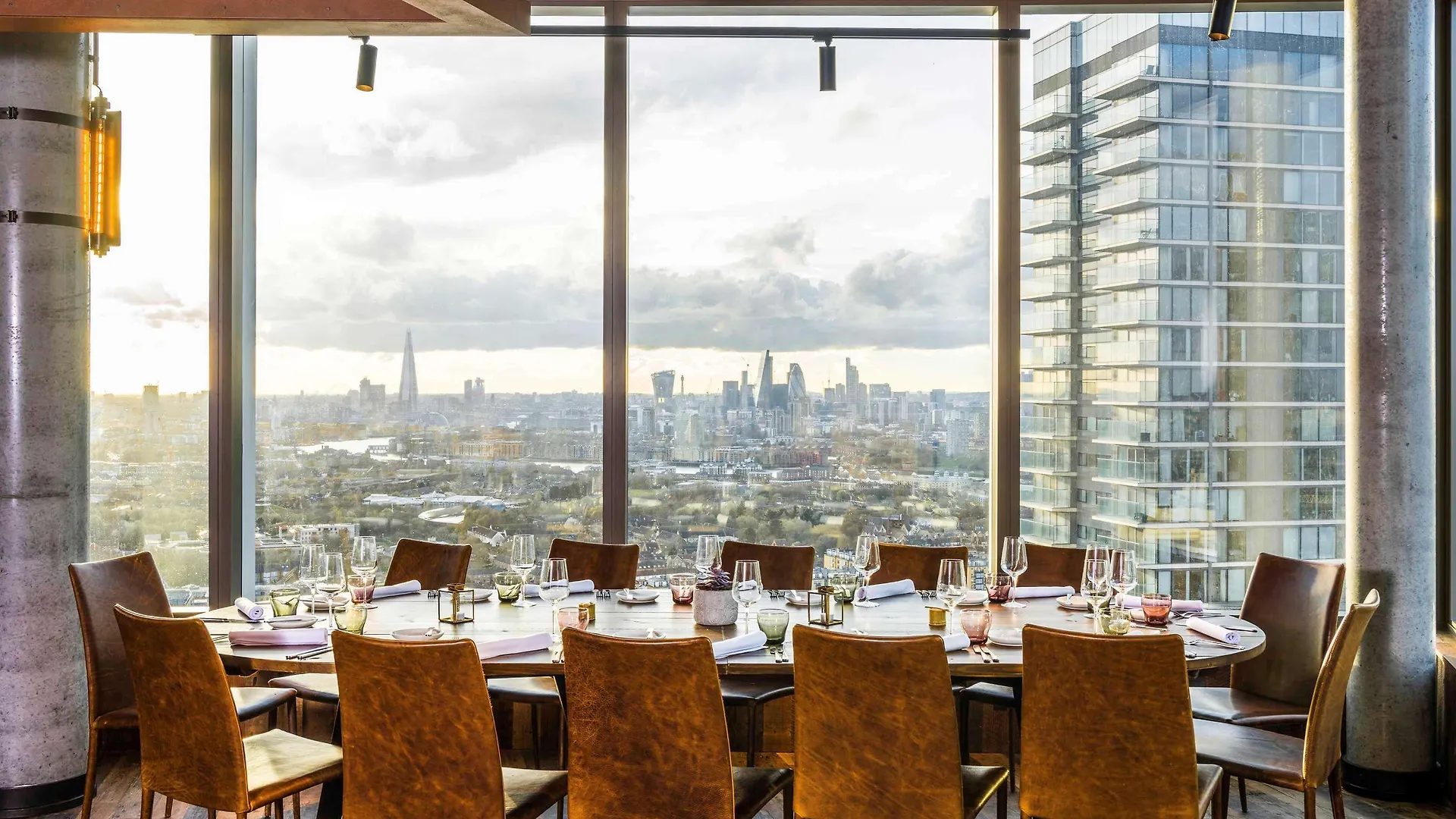 Novotel London Canary Wharf 4*,  Wielka Brytania